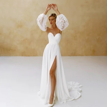 Шифоновое минималистичное свадебное платье в форме сердца крест-накрест с простым разрезом на бедрах, сшитое на заказ свадебное платье-накидка без бретелек с пышными рукавами