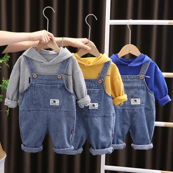 2023 Весенне-осенний детский костюм, модные комбинезоны с капюшоном и джинсами, 2 предмета, одежда для младенцев, Одежда для маленьких детей от 1 до 5 лет