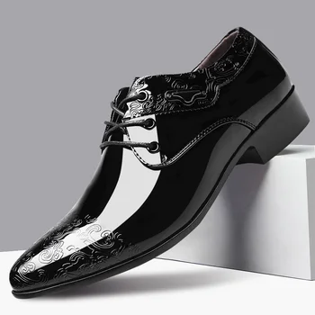 Модные мужские Зеркальные Роскошные Туфли в Британском стиле, Большие Размеры 48, Модельные туфли на низком каблуке, Мужские Деловые Блестящие Кожаные Туфли для Мужчин